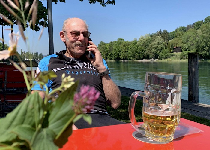 Bestell Edi sein nächstes Bier per Telefon?