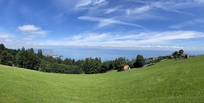 Ein wunderbarer Ausblick vom Fünfländerblick auf den über den Bodensee