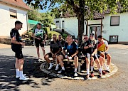 Zum Vergössern das Bild anklicken